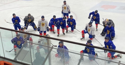 Esélytelenek sikere a párharcok első meccsein