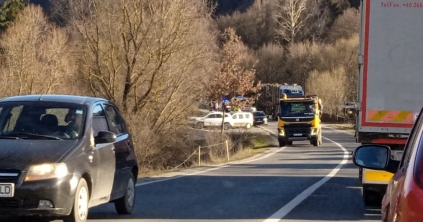 Két autó ütközött Szejkefürdőn, az egyik sofőrt kórházba szállították