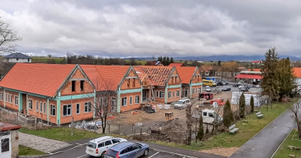 Jól haladnak az építkezéssel