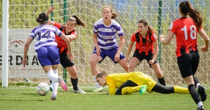 Kiütéses vereségek a lányoknál