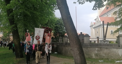 Útnak indultak a gyergyóalfalvi gyalogos zarándokok