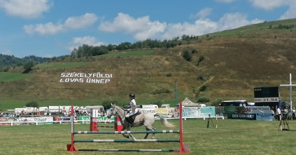 Versenyek és gyermekprogramok