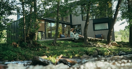 Luxusbungaló az Ivó-patak partján