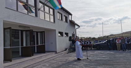 Új sportközpont Csíkszentdomokoson