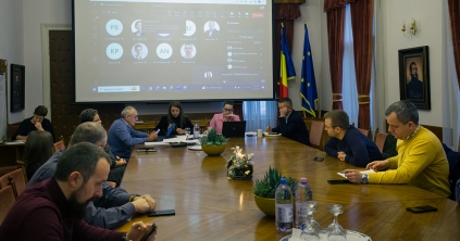 Hat pályázatot továbbvisznek, néhányat feladnak