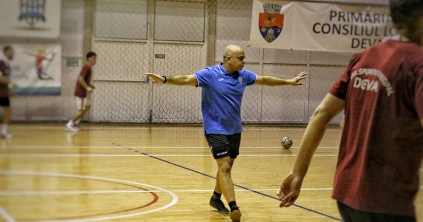 Új edzővel érkezik a Dévai VSK