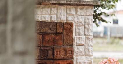 Vita a Redditen: az, aki ma csempét rak Romániában, nettó tízezer lejt keres havonta, majd lakást vesz hitel nélkül