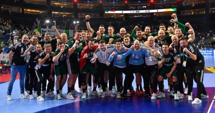 Hazai pályán a lányok és a fiúk is