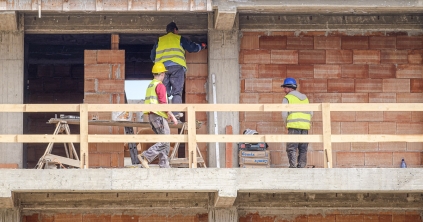 Fehéren-feketén a feketemunkáról