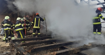 Fűrésztelep ég Gyergyócsomafalván