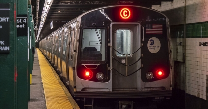 Dundee és dundik a New York-i metróban