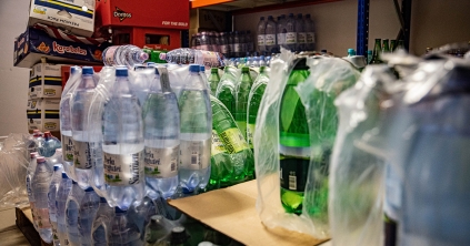 Csak győzzük cérnával