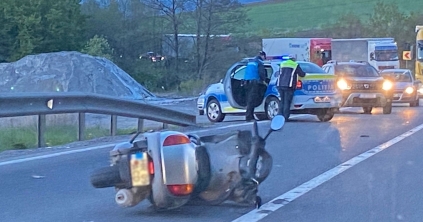 Elesett a robogóval a 72 éves férfi Tusnádfürdő határában, kórházba szállították