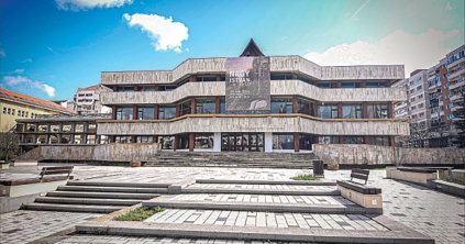 Székhely és szakmai háttér