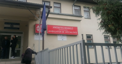 Felvonó hiányában vállvonás