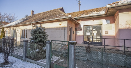 A tető cseréjével kezdik a felújítást