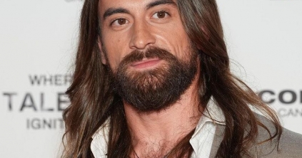 Kézdivásárhelyen és Sepsiszentgyörgyön is lehet találkozni hamarosan a Hunyadi című sorozat főszereplőjével