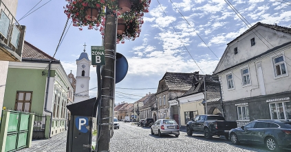 Pár hét múlva indulna tesztüzemben a fizetős parkolás