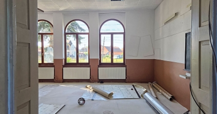 Középületekbe ruháztak be Szárhegyen