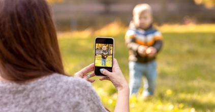 Miért ne posztoljunk a gyermekekről?