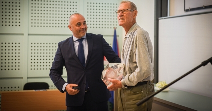 Egy csíki jégkorongozó a Hírességek Csarnokában