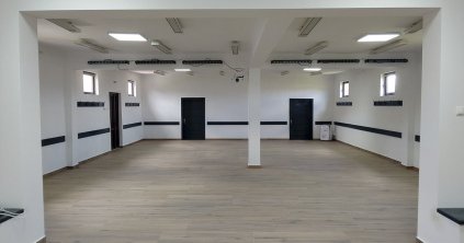 Modern nagyterem várja a közösséget