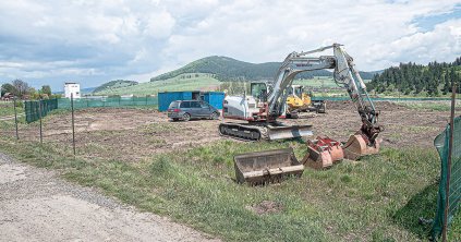 Elkezdődött a lakótelepi szupermarket építése Elkezdődött a lakótelepi szupermarket építése
