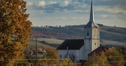 Több száz éves iratokra bukkantak a recsenyédi templomban