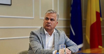 Elbukott a Veștea-kabinet, kezdődik minden elölről