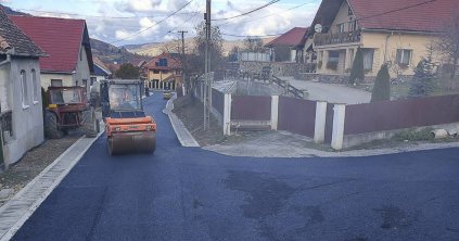 Aszfalton járhatnak a szentábrahámiak