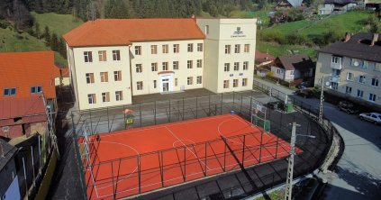 Kilencedik osztály és igazgató nélkül