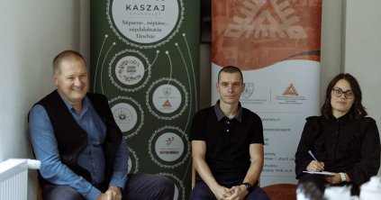 Pedagógusképzés, vándortáncház Udvarhelyszéken