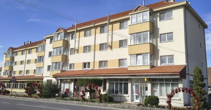 Buktatókkal, de lezárult a ditrói tömbházszigetelési program