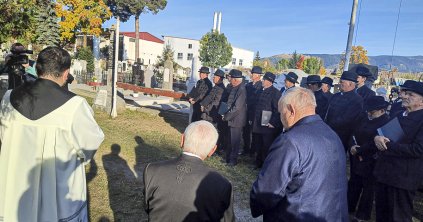 Nem csak hősök, emberek