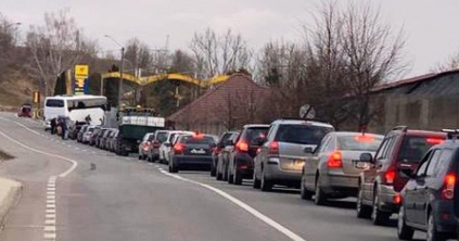 Az üzemanyag-vásárlási hisztéria veszélyekkel jár: óvatosságra intenek a hatóságok