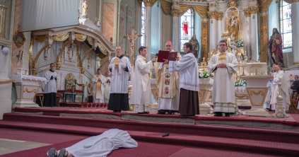 Ismét történelmi pillanatok helyszíne volt Csíksomlyó