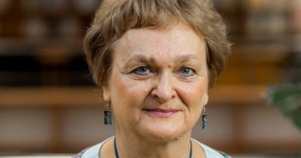 Születésnapi meglepetéskötet dr. Tapodi Zsuzsának