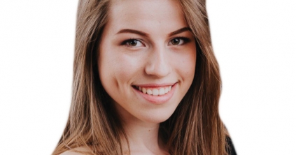 Vélemények és tények