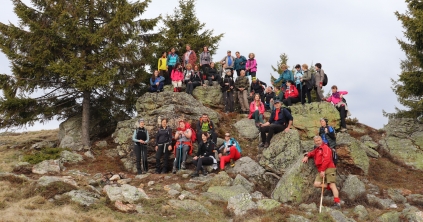 Ihol a cserevirág, avagy majális a CSEKE-vel!