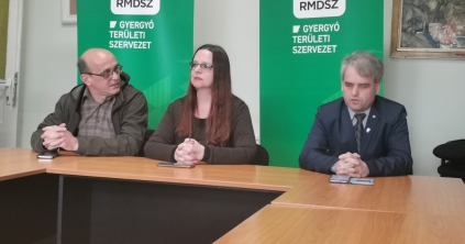 Facsemetéket kínálnak