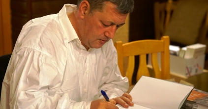 Műkönny – Sebestyén Péter új kötetét mutatják be Csíkszeredában