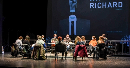 III. Richárd: egy szeretethiányos ember véres komédiája