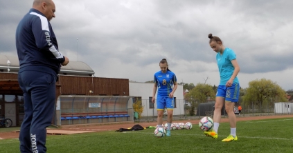 Udvarhelyre sodorta a háború